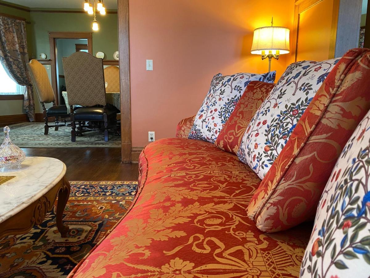 The Edmond An 1887 Arts & Crafts Gem